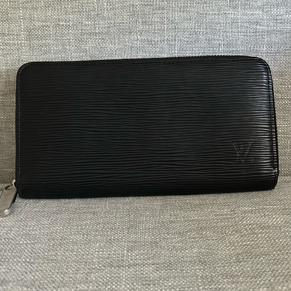 Lv epi zippy wallet